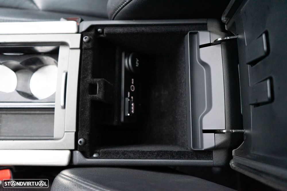 Land Rover Range Rover Evoque 2.0 TD4 SE Dynamic Auto - 29