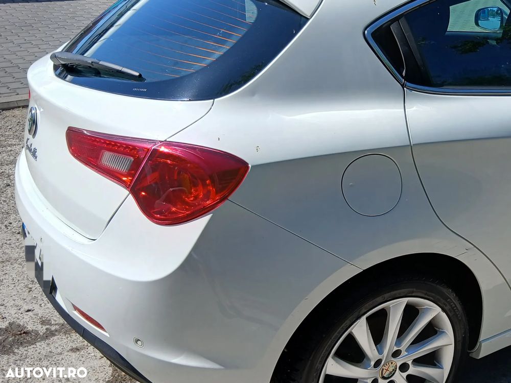 ALFA ROMEO Giulietta 2011 — imagine 7