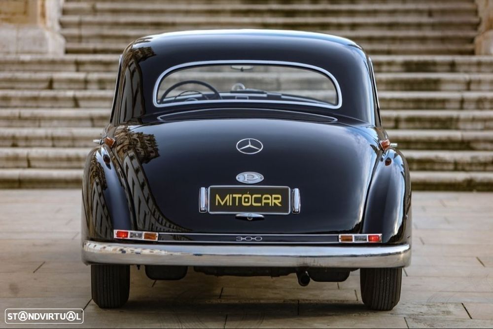 Mercedes-Benz 300 - 11