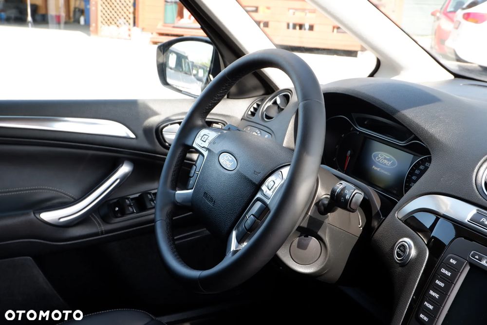 Ford S-Max 2.0 TDCi DPF Titanium - 5