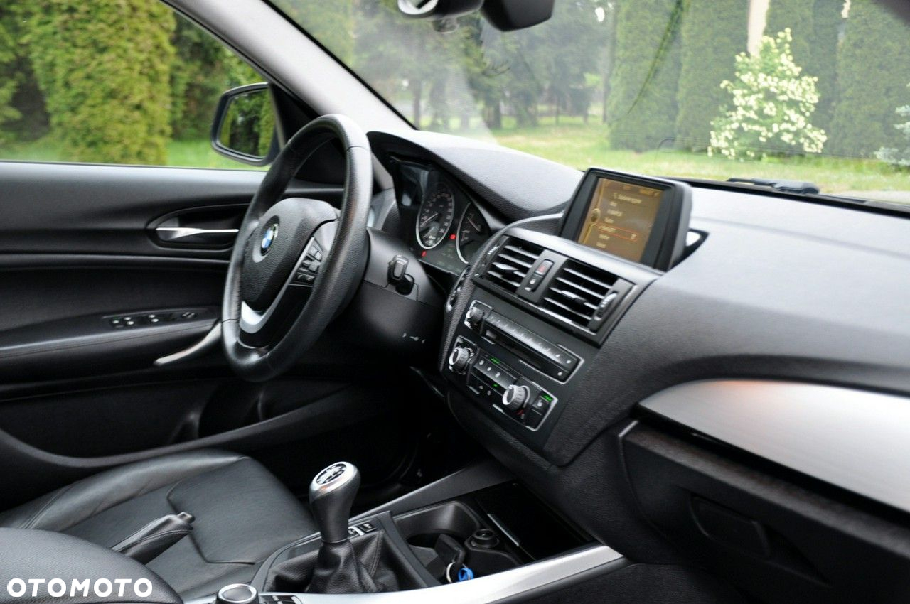 BMW Seria 1 - 18