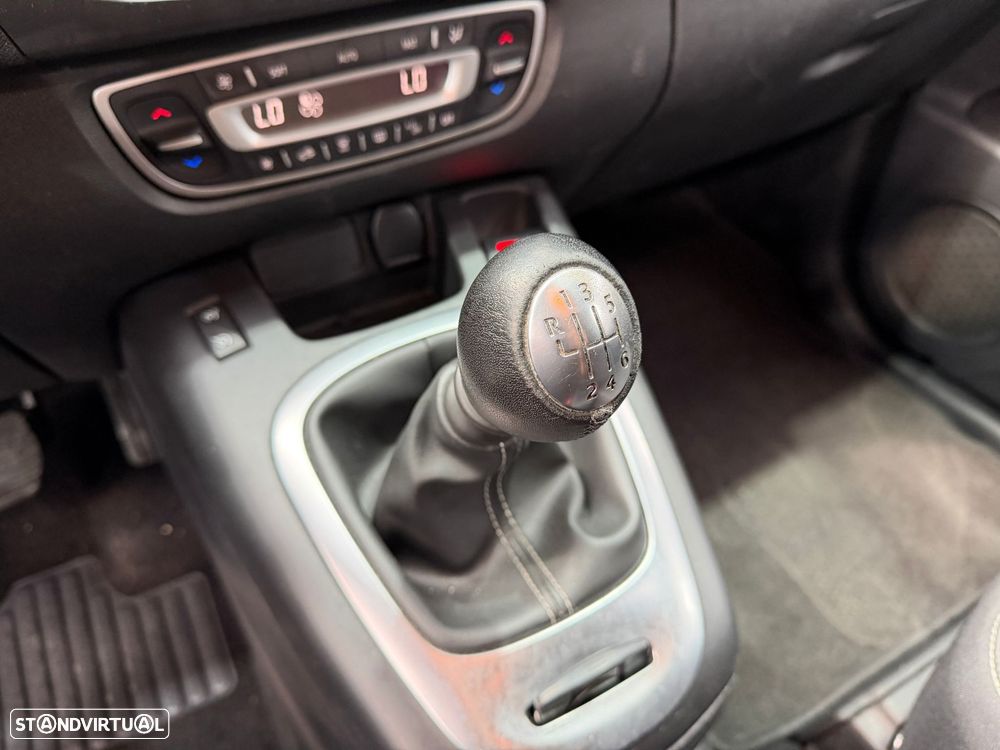 Renault Scénic 1.2 TCE Sport SS - 20
