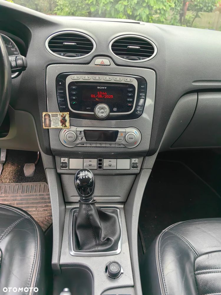 Ford Focus - 13