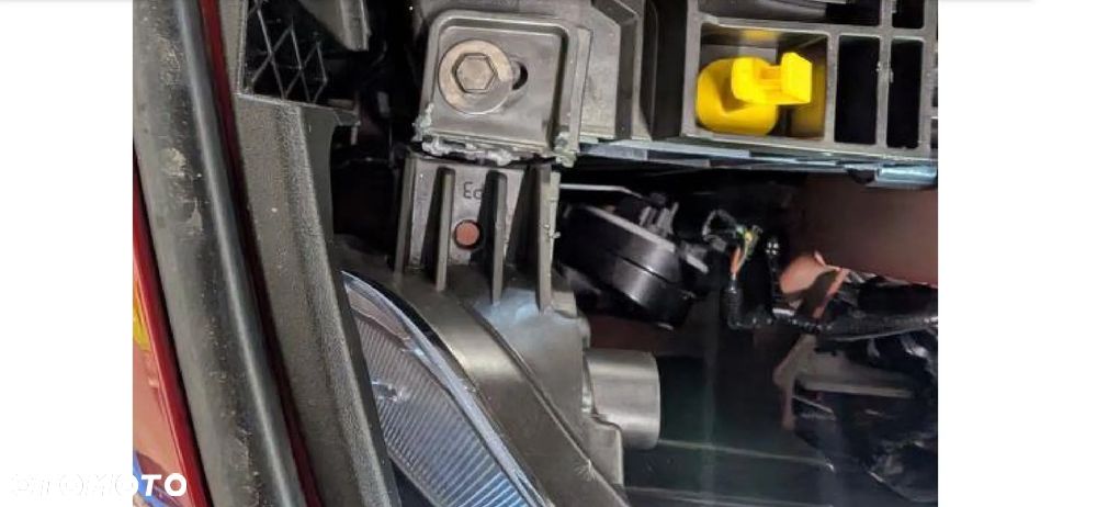 Ford Kuga 2.5 Duratec PHEV ST-LINE - 10