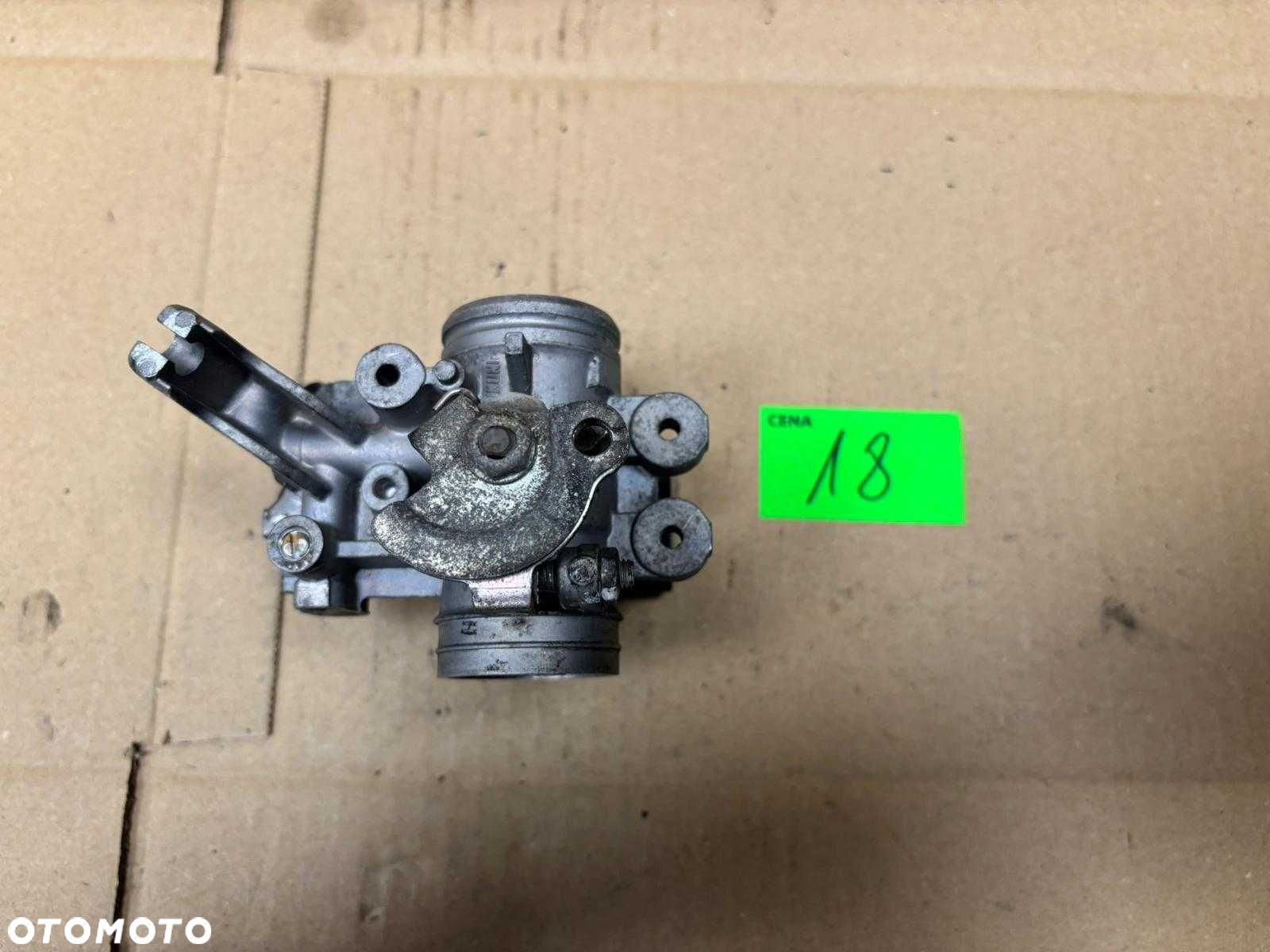 Przepustnica Yamaha YZF R125. 2008 - 12 [18] - 3
