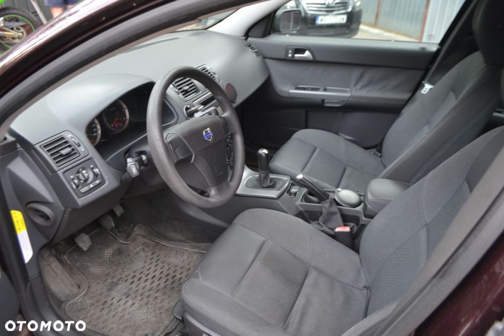 Volvo V50 - 9