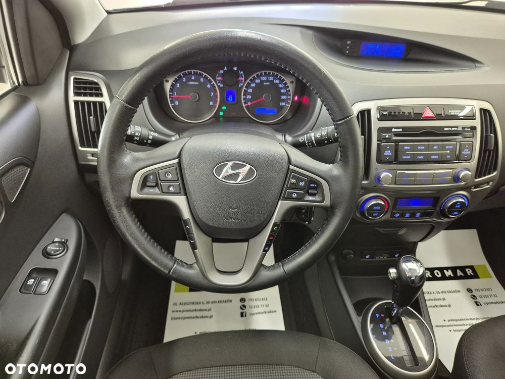 Hyundai i20 1.4 Automatik Comfort - 41