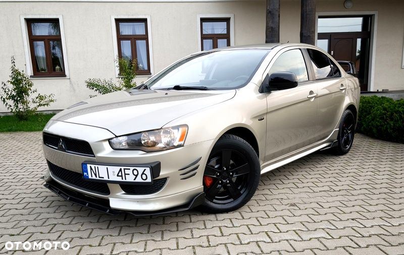 Mitsubishi Lancer - 1