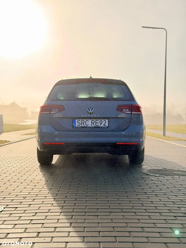 Volkswagen Passat 2.0 TDI EVO Business DSG - 6