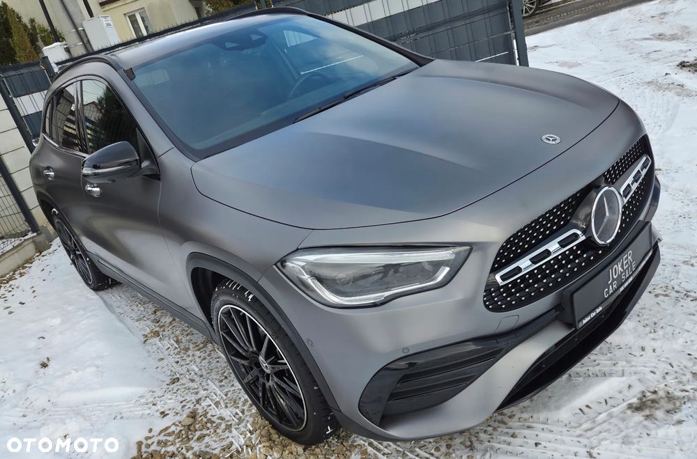 Mercedes-Benz GLA 250e AMG Line - 3