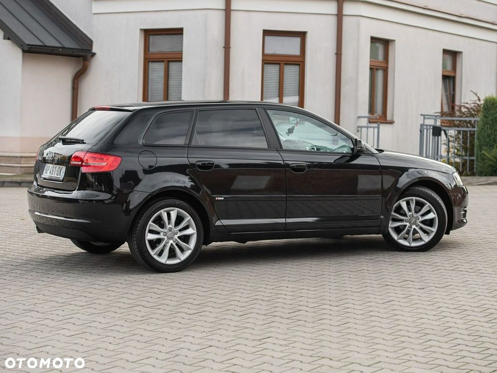 Audi A3 Sportback 2.0 TDI DPF S line Sportpaket (plus) - 16