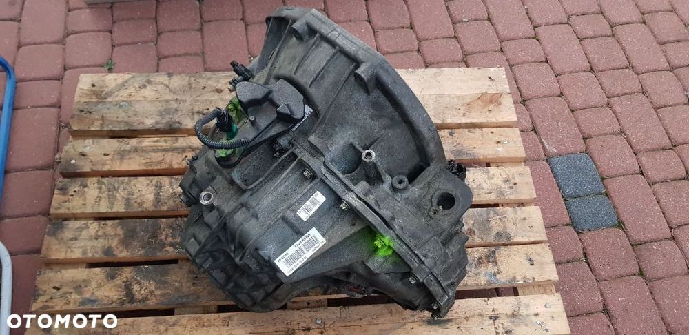 Skrzynia Renault Master 2,3 DCi nr PF6033