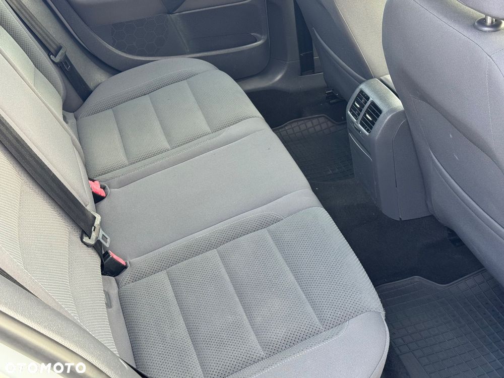 Volkswagen Golf 1.9 TDI Trendline - 17