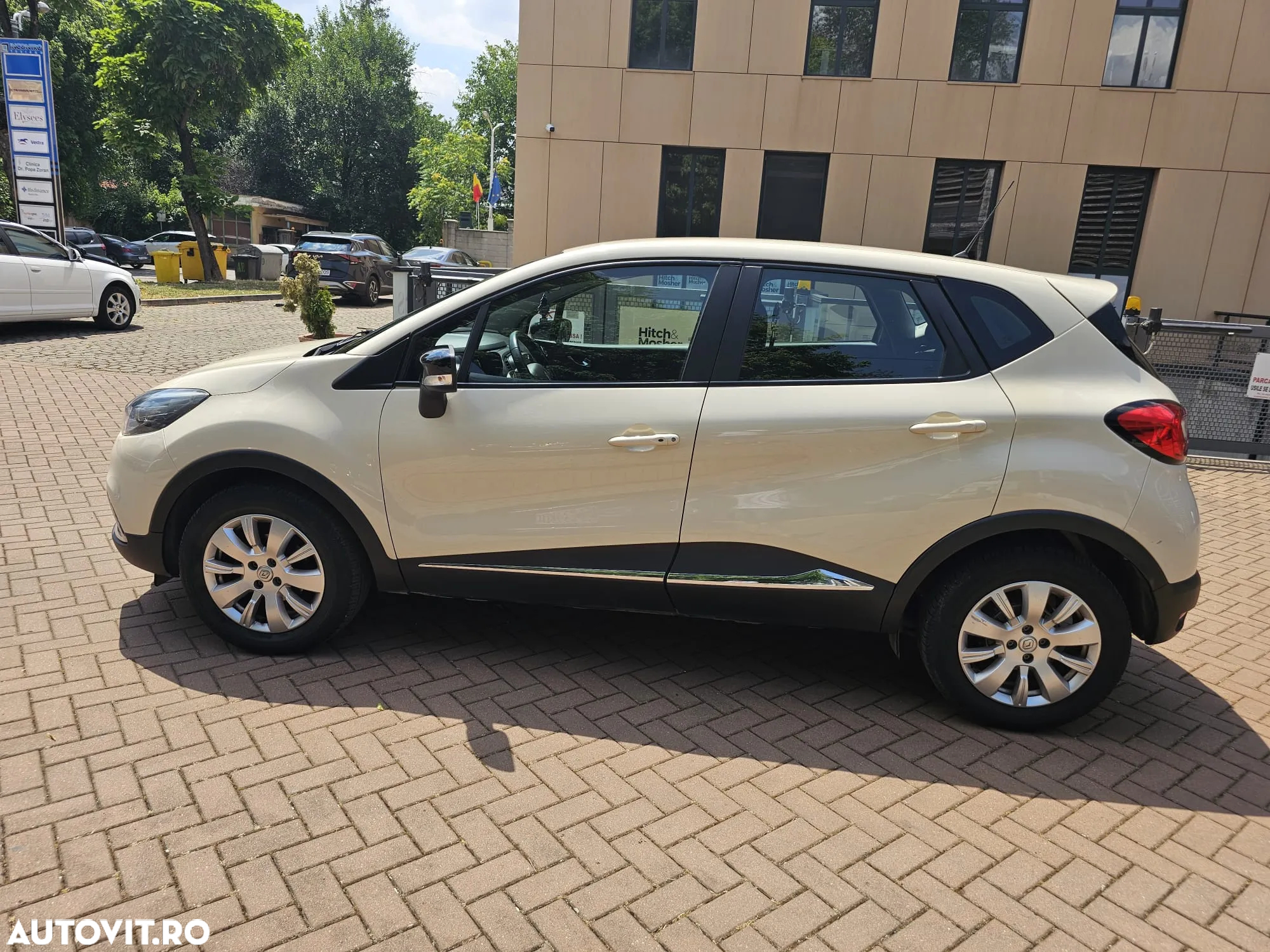 Renault Captur - 3