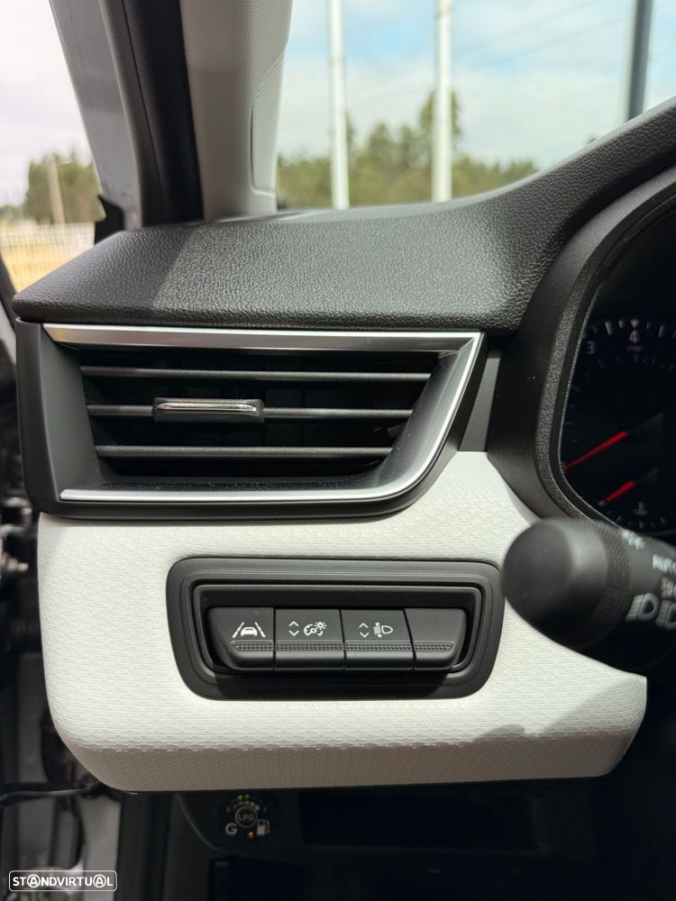 Renault Clio 1.0 TCe Intens Bi-Fuel - 12