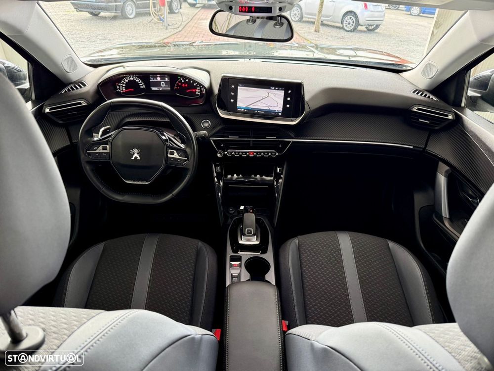 Peugeot 2008 1.5 BlueHDi Allure EAT8 - 12