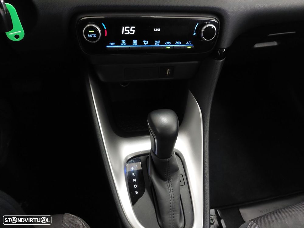 Toyota Yaris 1.5 HDF Comfort Plus - 15