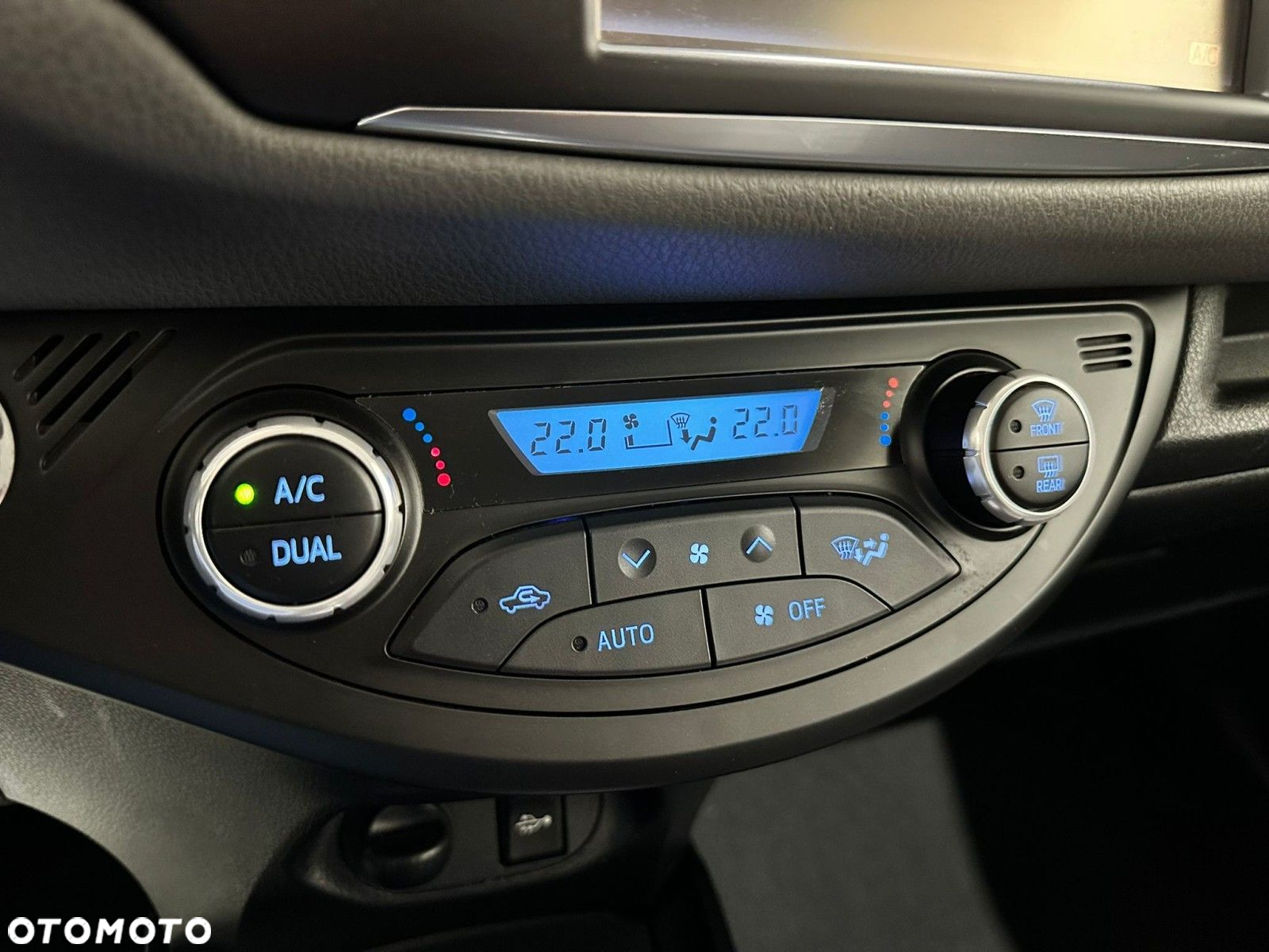Toyota Yaris - 31