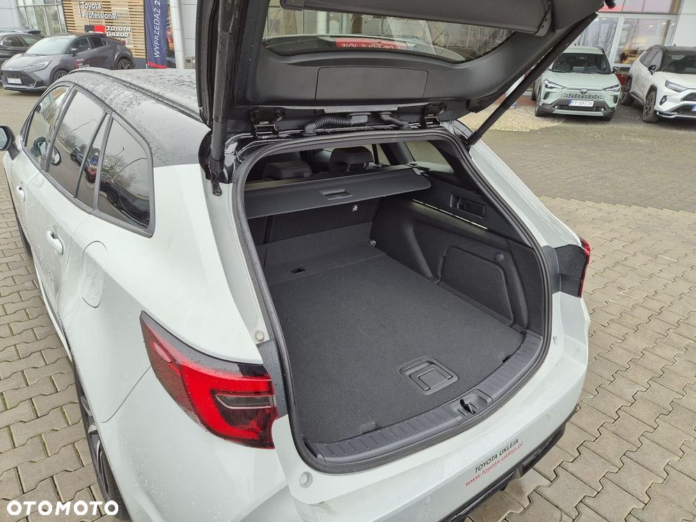 Toyota Corolla 2.0 Hybrid GR Sport - 29