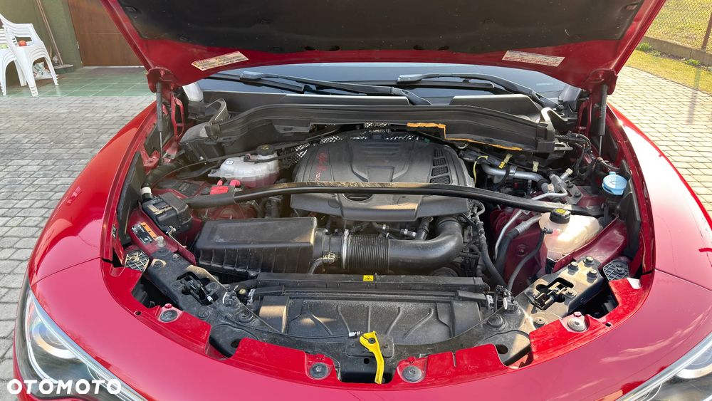 Alfa Romeo Stelvio 2.0 Turbo 16V AT8-Q4 Ti - 36