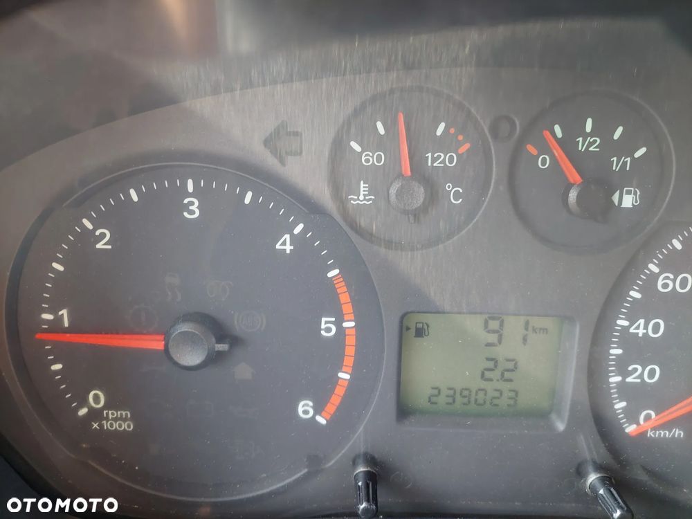 Ford Transit - 19