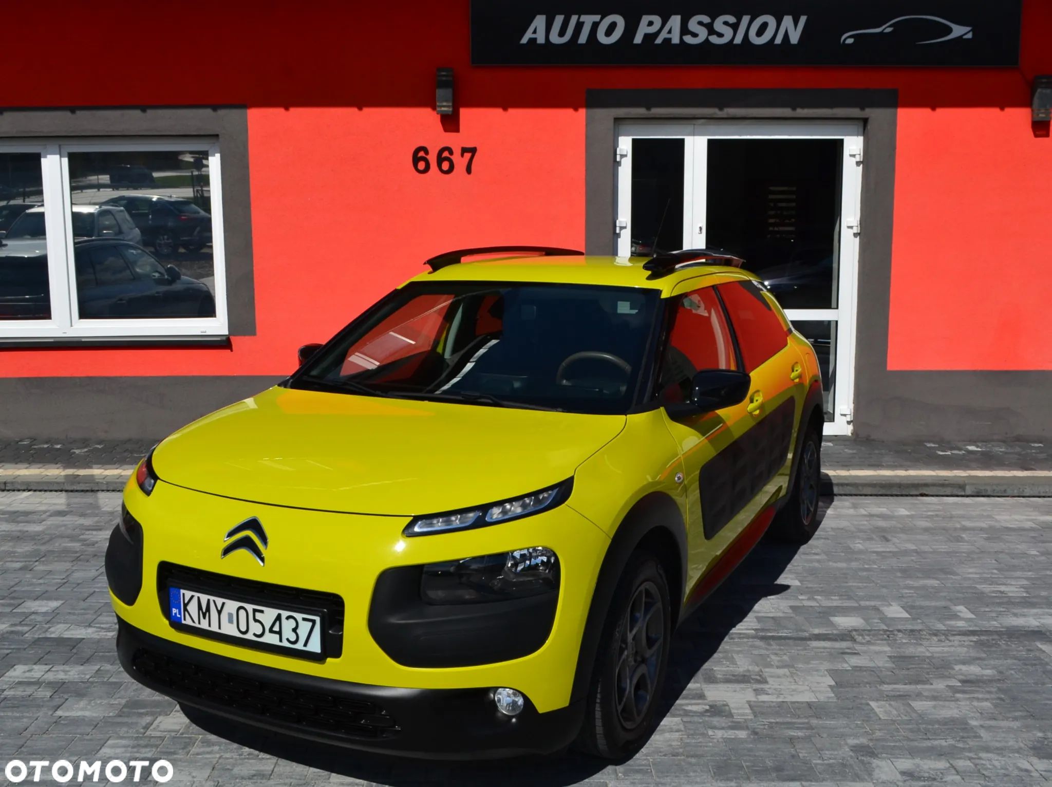 Citroën C4 Cactus 1.2 PureTech Shine - 1