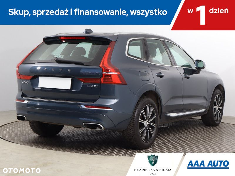 Volvo XC 60 - 6