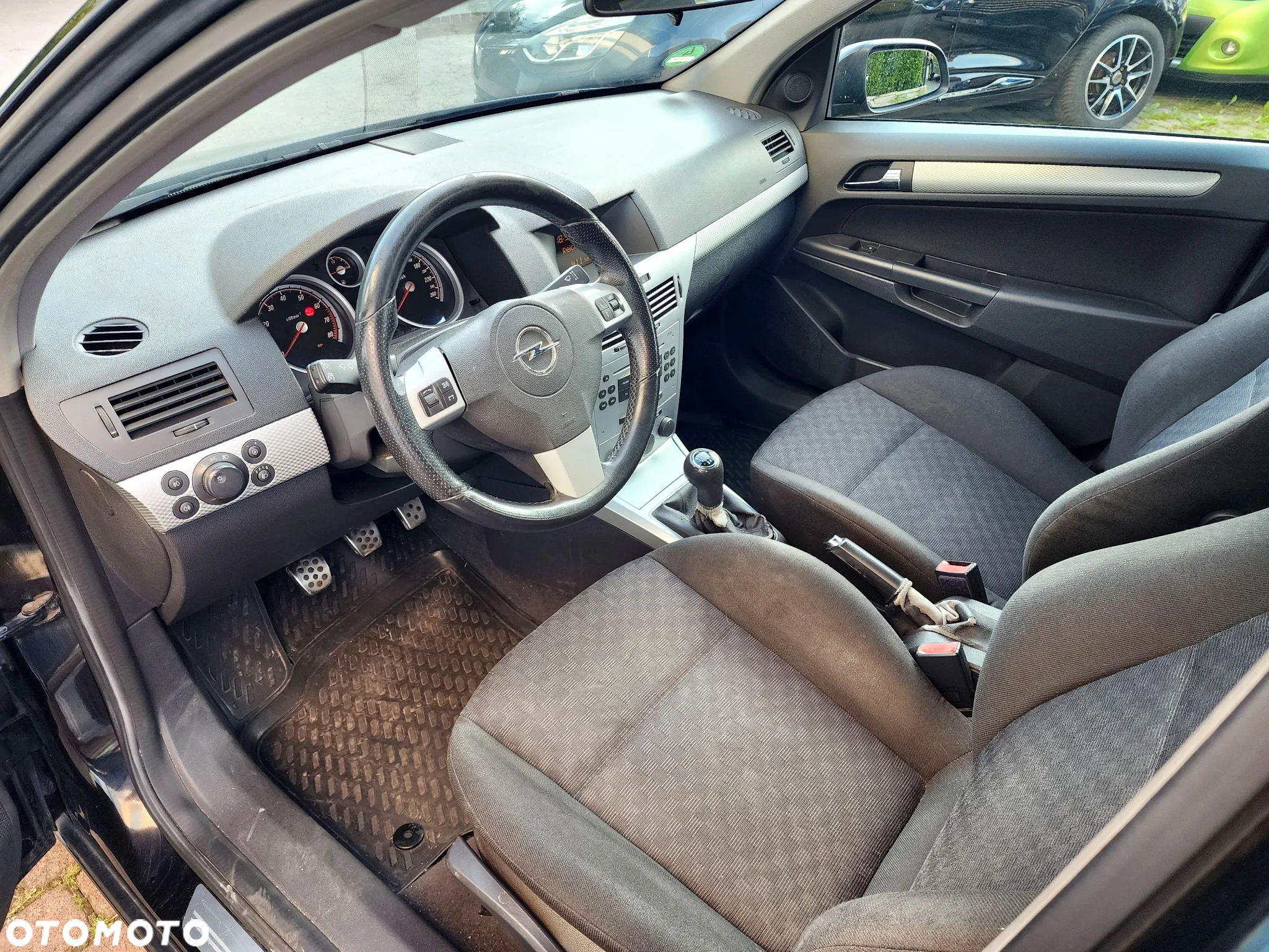 Opel Astra 2.0 Turbo Caravan Sport - 25