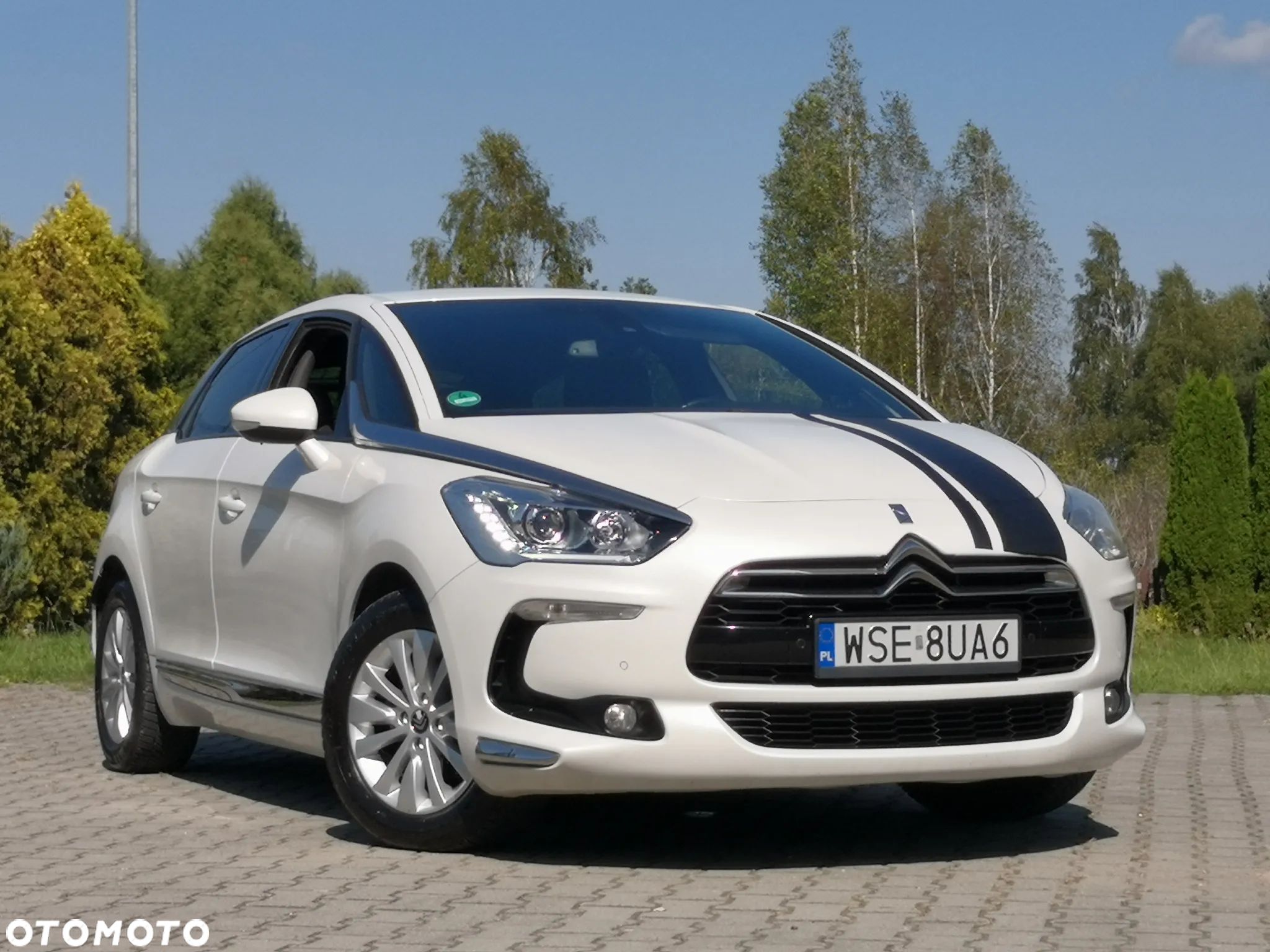 Citroën DS5 1.6 BlueHDi SoChic - 1