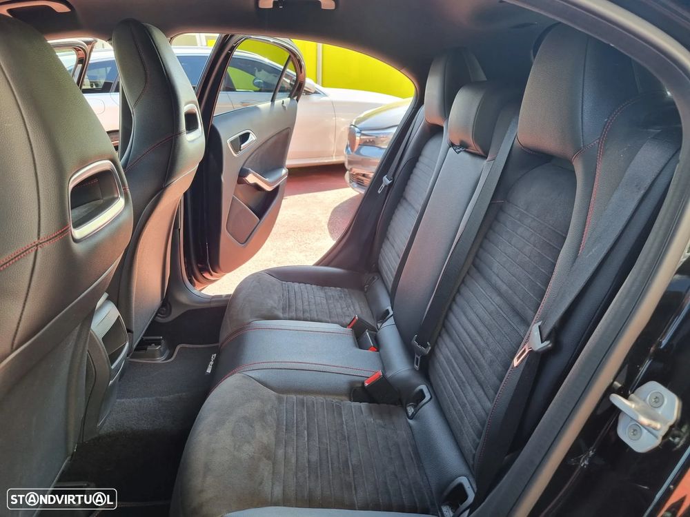 Mercedes-Benz A 180 7G-DCT AMG Line - 27