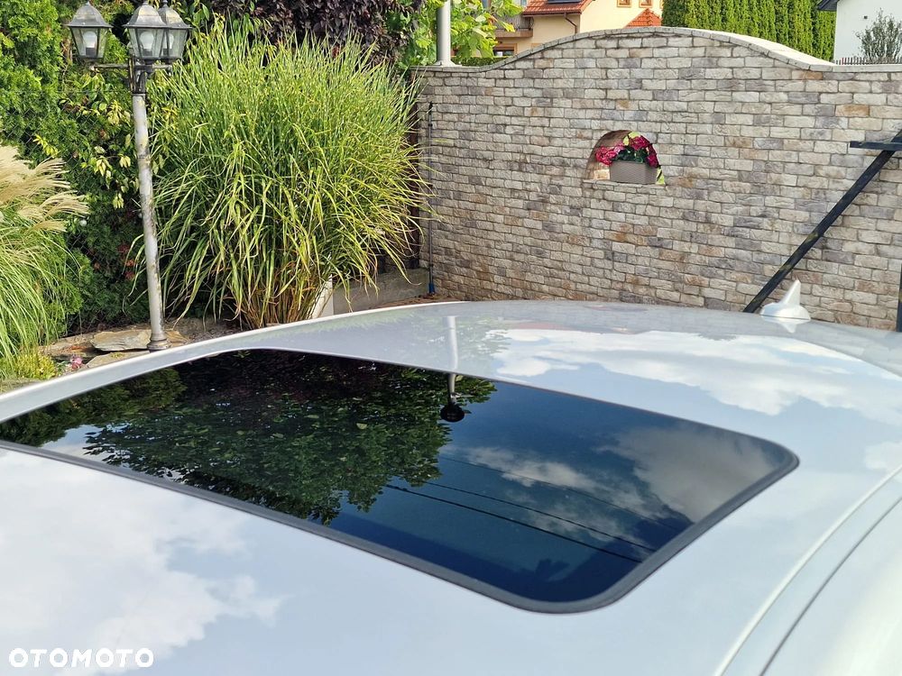 Maserati Quattroporte - 15