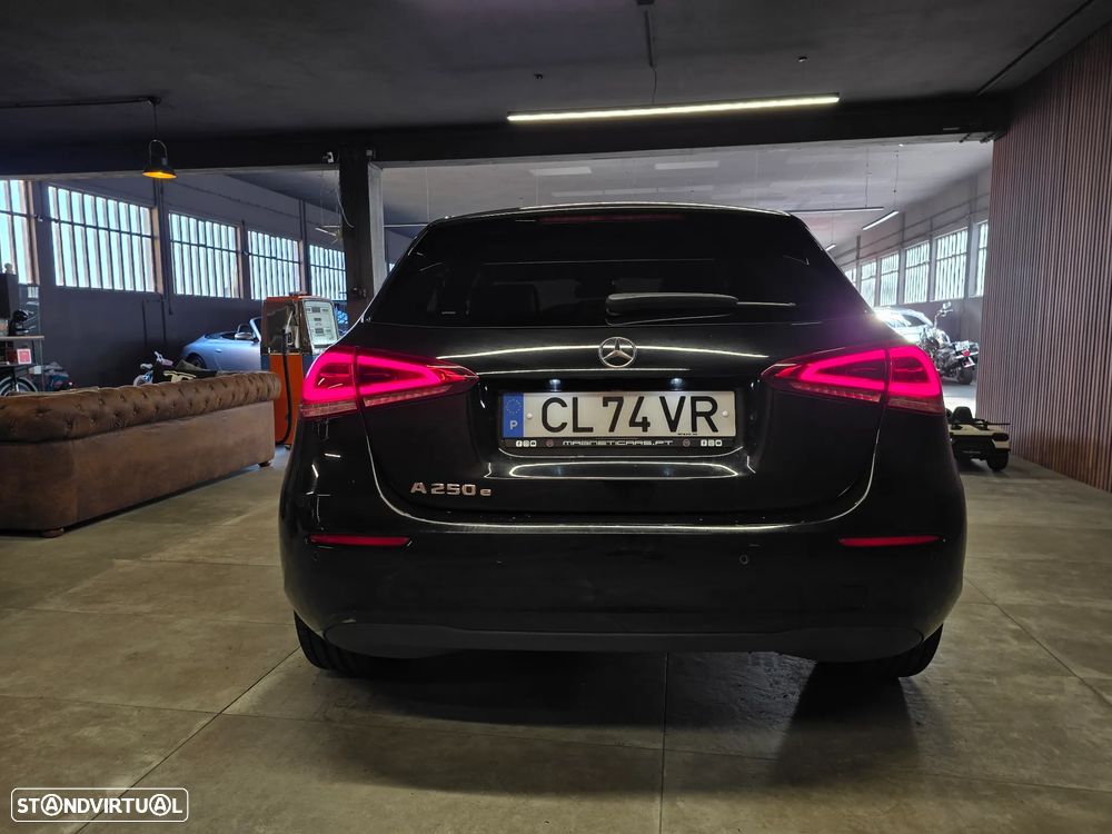 Mercedes-Benz A 250 e 8G-DCT Progressive - 8