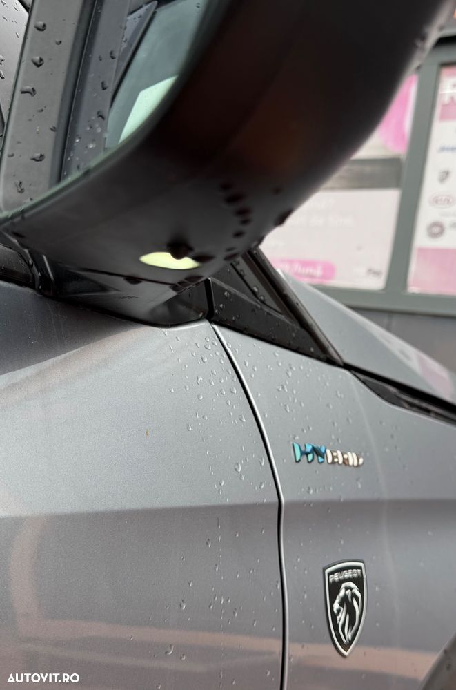 Peugeot 3008 Hybrid 225 e-EAT8 GT Pack - 12