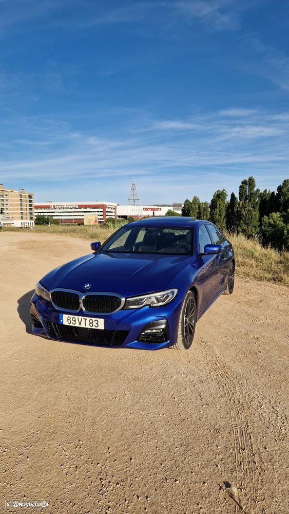 BMW 330 i Pack M Auto - 3