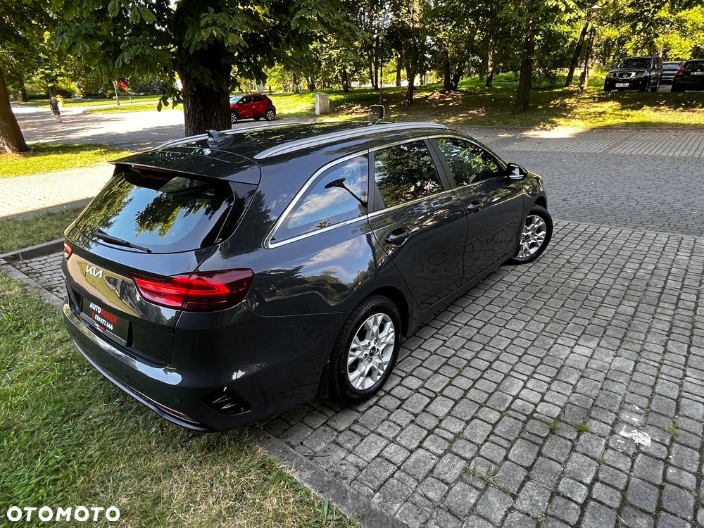 Kia Ceed 1.5 T-GDI M - 13