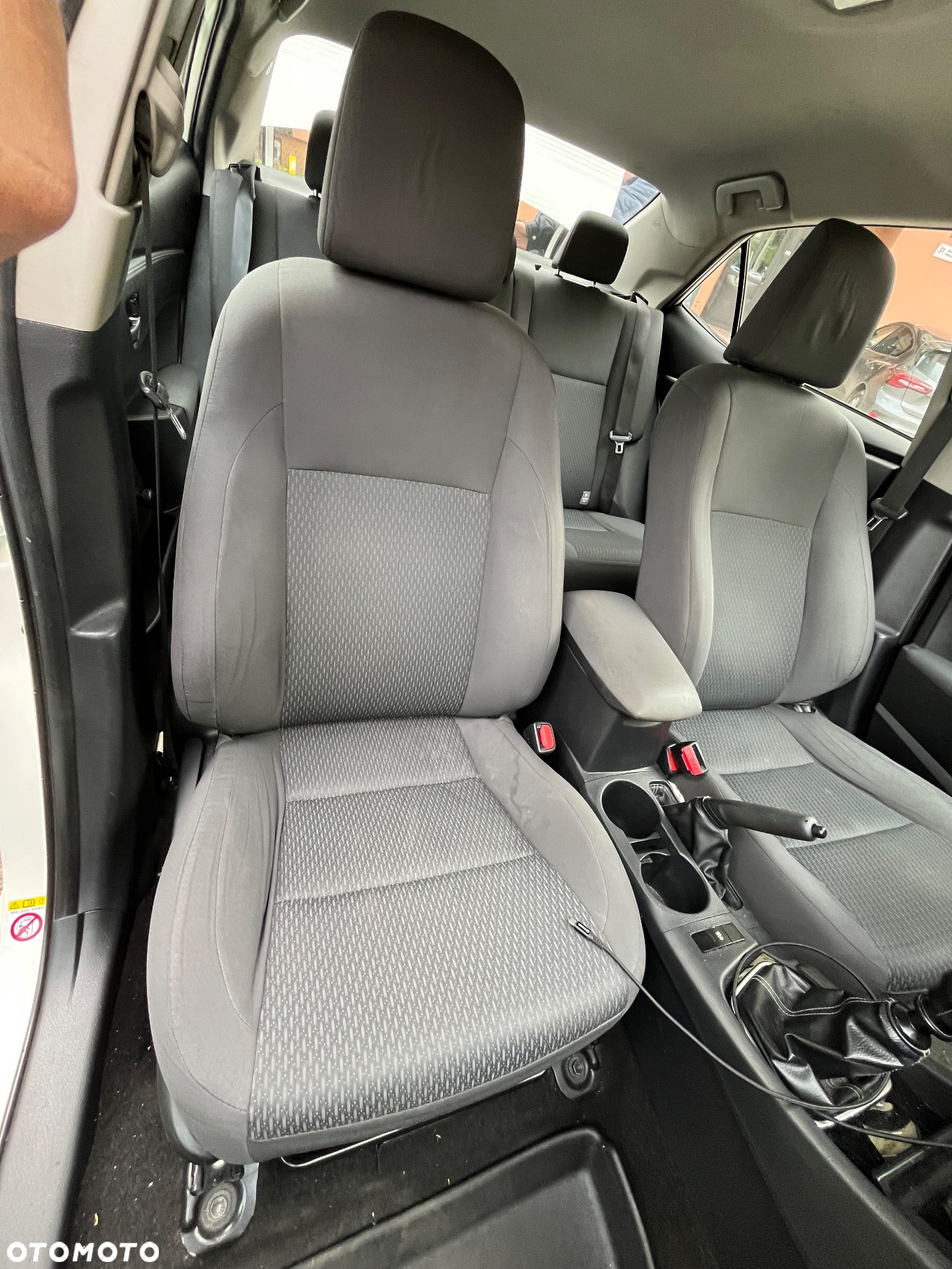 Toyota Corolla - 25