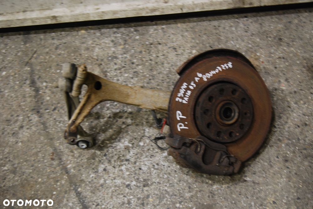 ZWROTNICA PRAWY PRZÓD 8D0407258T AUDI A6 C5 2.8 A4 B5 1.6 1.8 1.9 TDI 8D0407258S VW PASSAT B5 1.8 300MM/ 290MM 8D0407258 8D0407258AM - 8