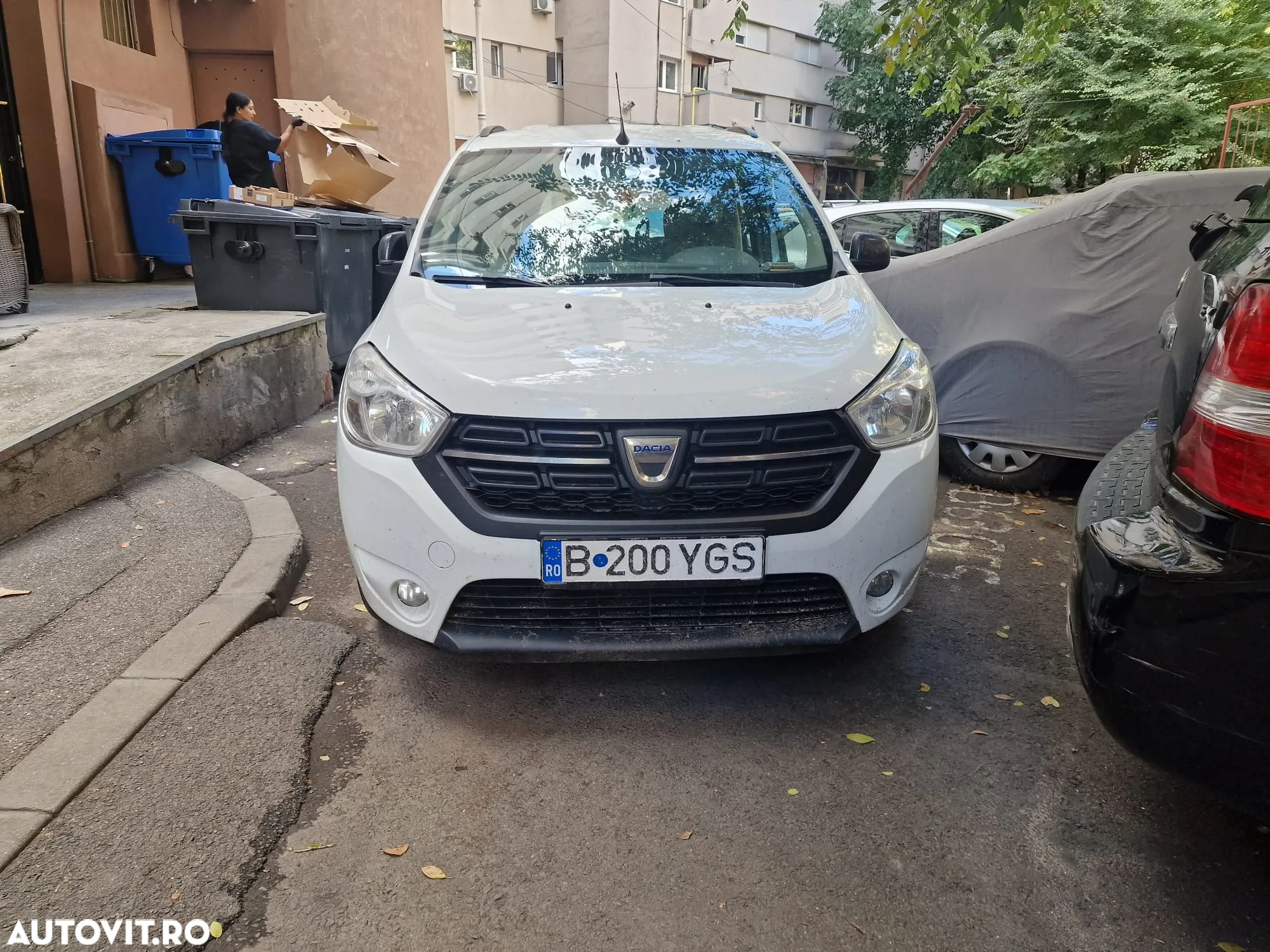 Dacia Lodgy 1.5 Blue dCi Laureate - 4