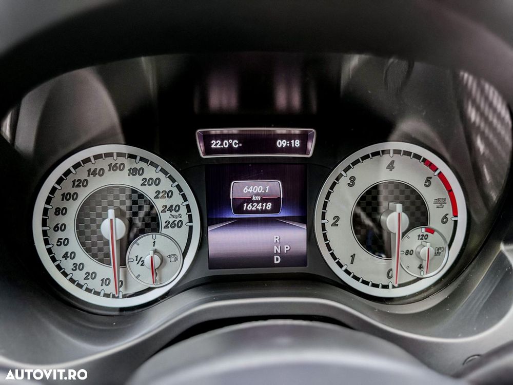 Mercedes-Benz A 200 d 7G-DCT AMG Line - 17