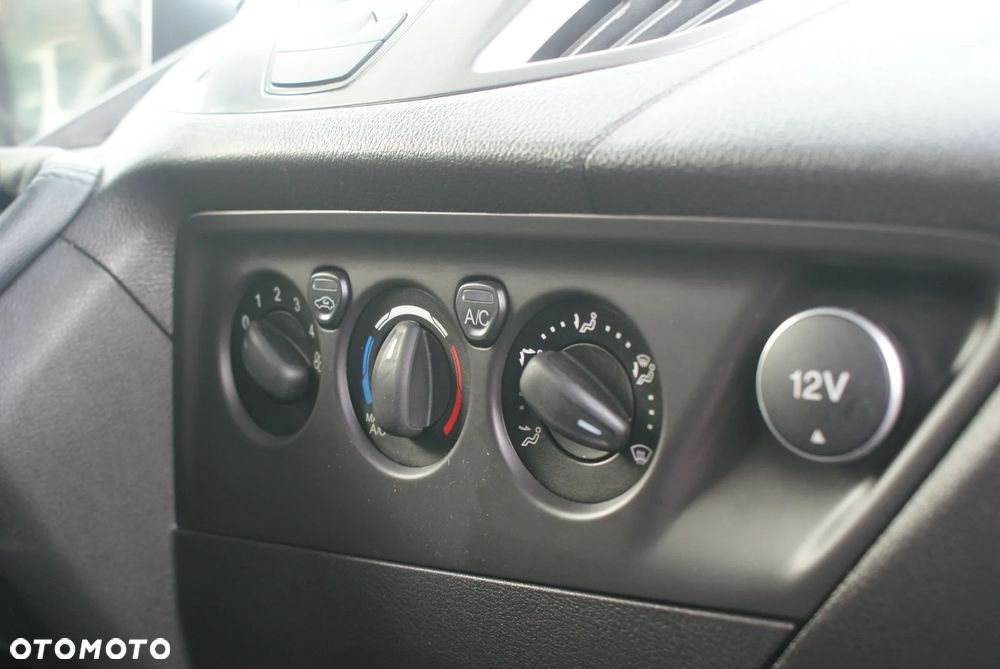 Ford Transit Custom - 16