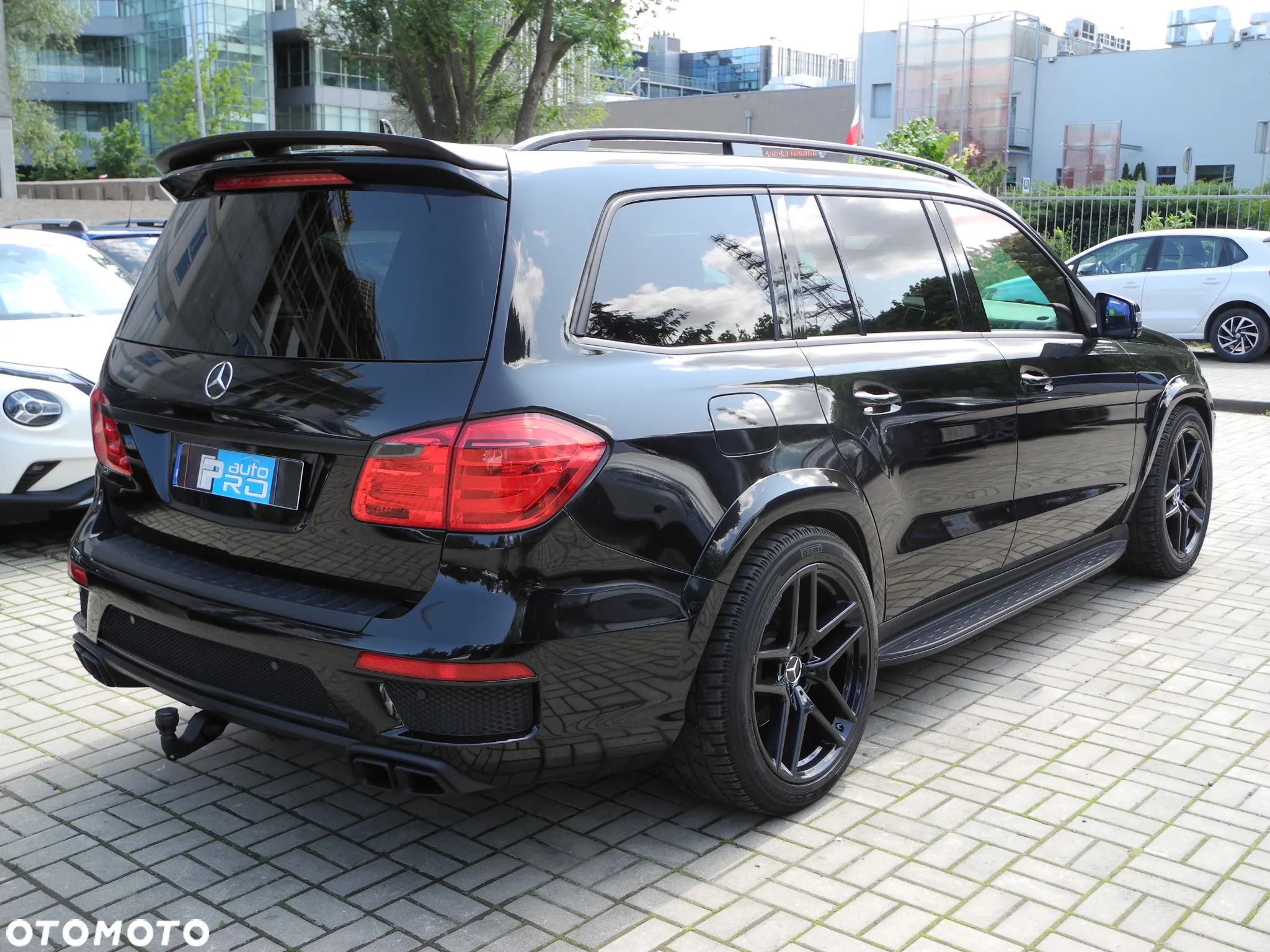 Mercedes-Benz GL 350 BlueTec 4-Matic - 5