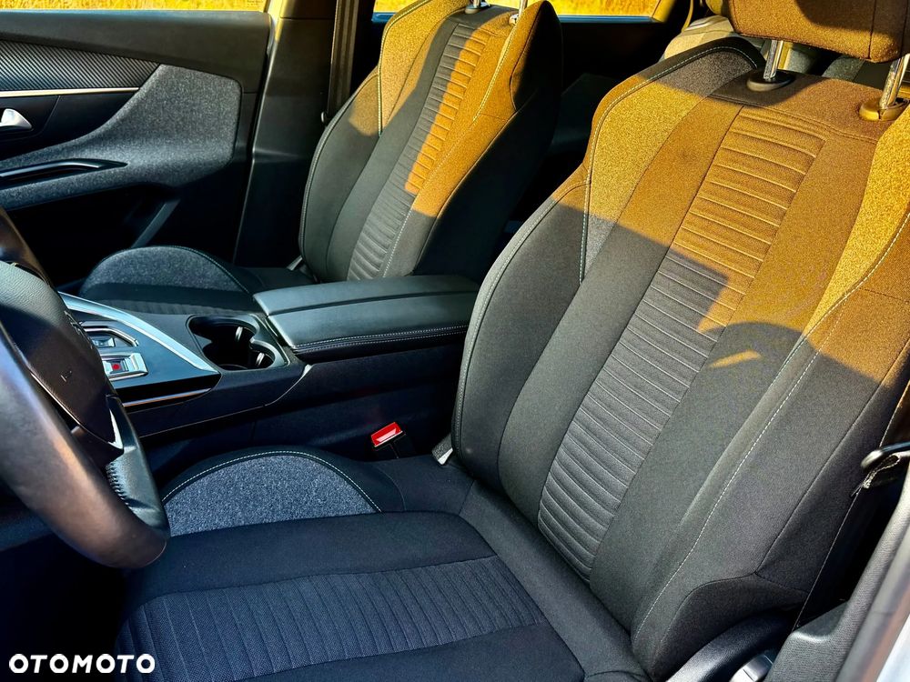 Peugeot 5008 1.2 PureTech Active S&S EAT6 - 12