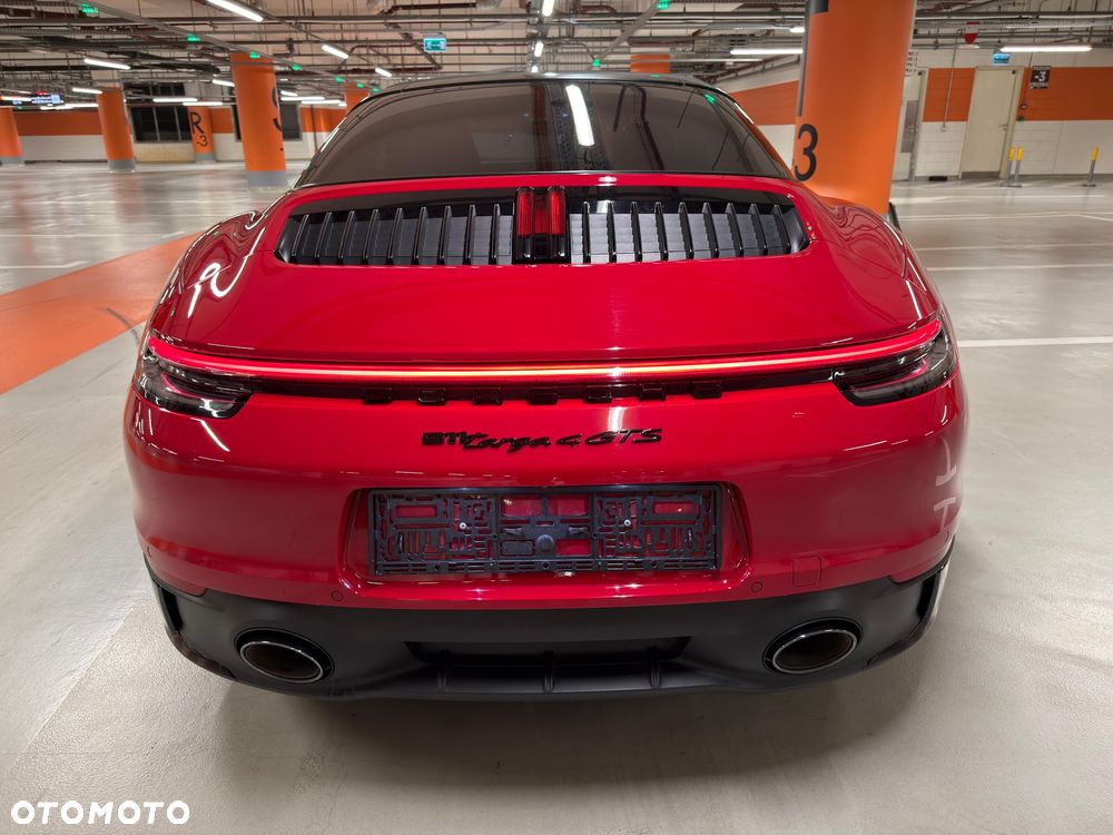 Porsche 911 Targa 4 GTS - 6