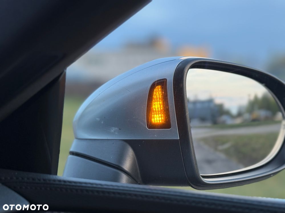 Volkswagen Arteon 2.0 TSI 4Motion R DSG - 33