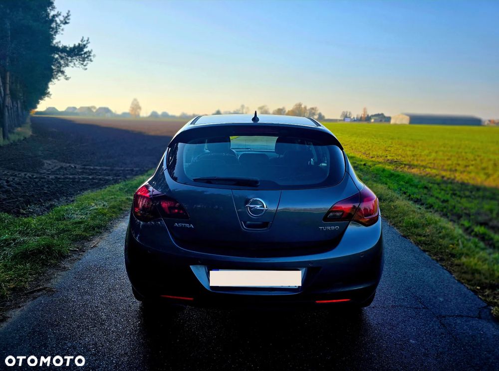 Opel Astra 1.4 T Cosmo - 7