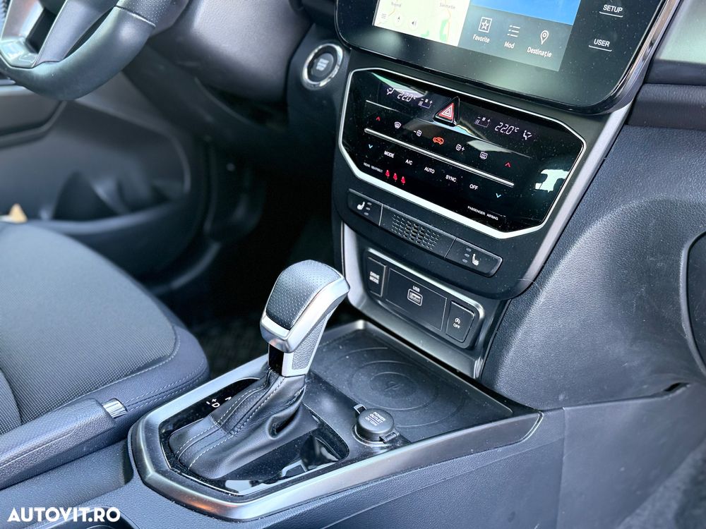 SsangYong Tivoli - 22