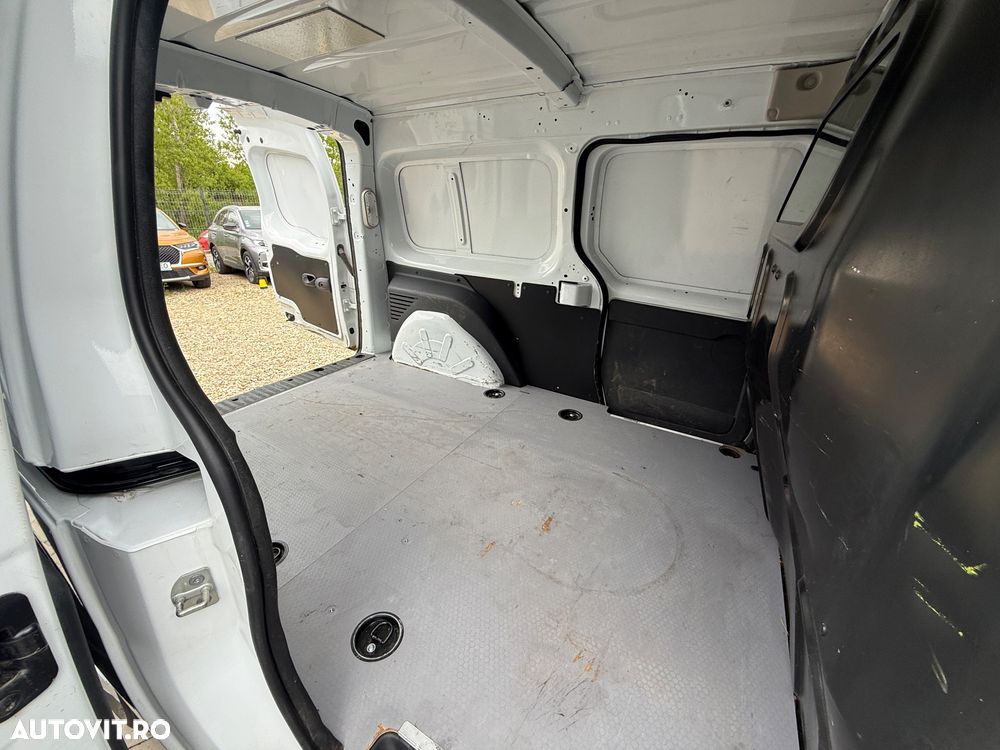 Renault Kangoo BLUE dCi 95 Intens - 9