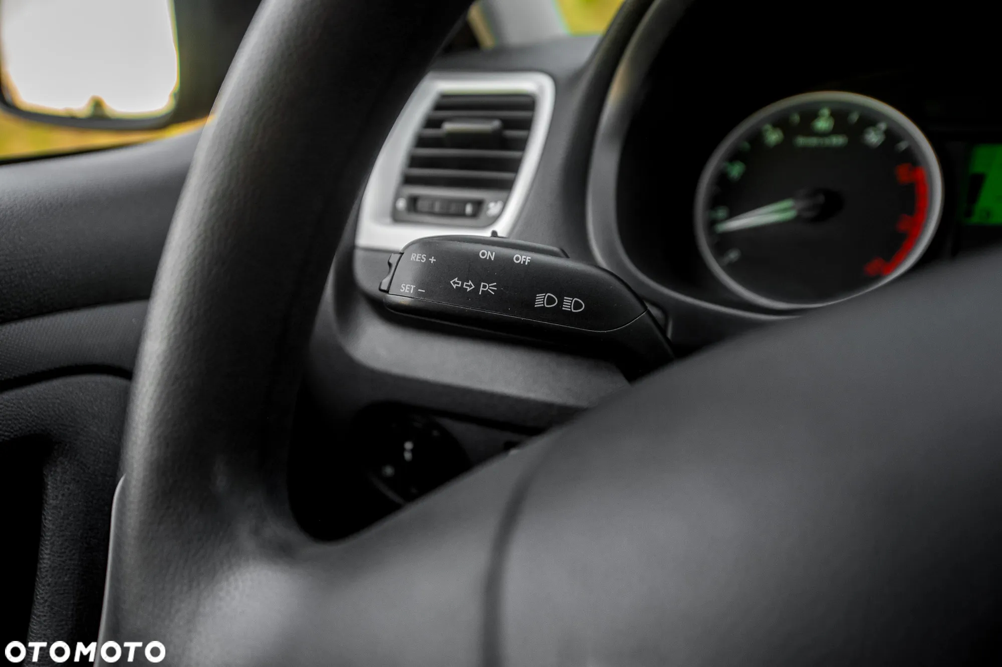 Skoda Fabia 1.6 16V Elegance - 25