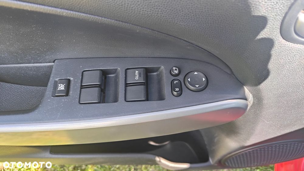 Mazda 2 1.3 Exclusive - 9