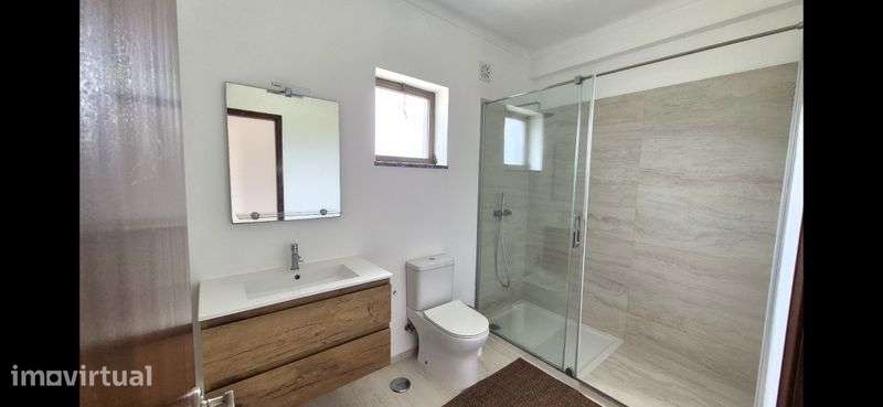 Apartamento T3 - 1° andar, com cerca de 110 m2 - Grande imagem: 4/6